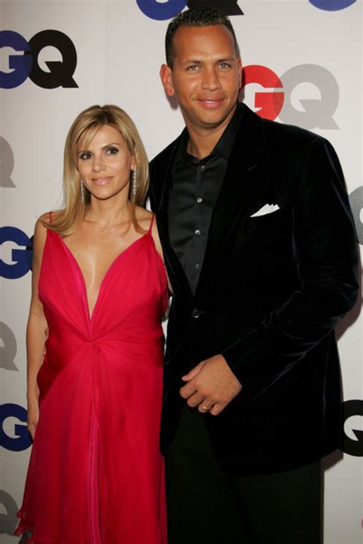 Alex Rodriguez Works Out With Ex-Wife Cynthia Scurtis Amid J.Lo & Ben Affleck’s Rekindled Romance
