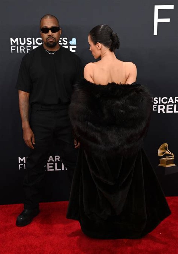 Alicia Keys Pays Tribute To Kobe Bryant At Grammys With Heartfelt Boyz II Men Performance