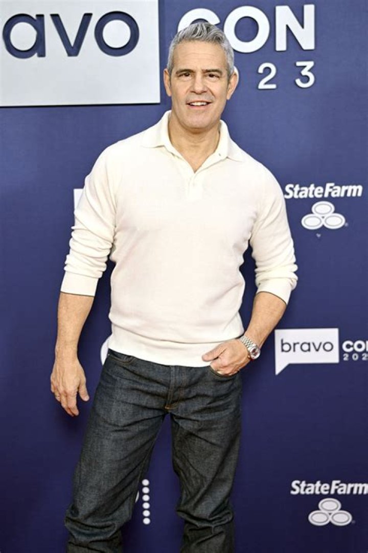 Andy Cohen Talks Jenna Lyons ‘RHONY’ Exit Speculation at BravoCon – Hollywood Life