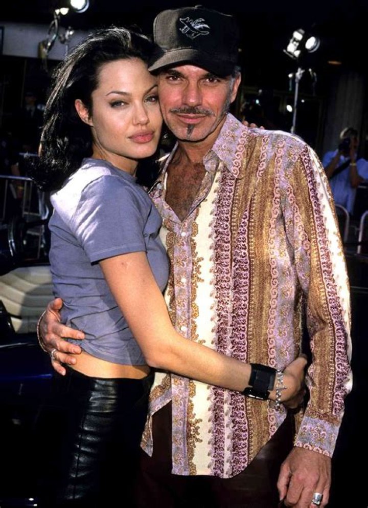 Angelina Jolie Still Buys Billy Bob Thornton’s Son Christmas Presents – Hollywood Life