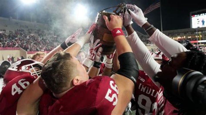 Atlanta Falcons: 12 Die-Hard Celebrity Fans Rooting For Them To Win Super Bowl 51