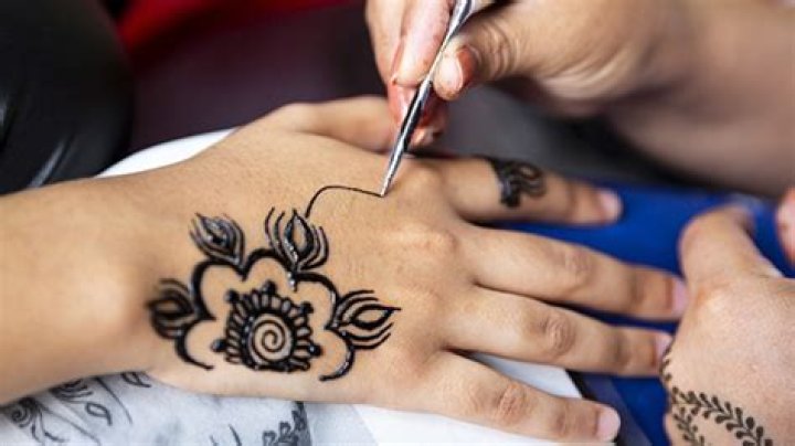 Best Henna Tattoo Body Kits – Shop – Hollywood Life