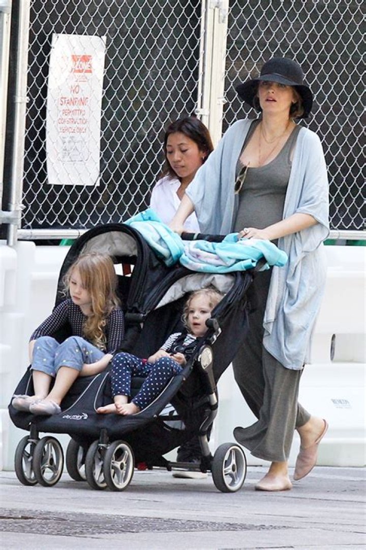 Blake Lively Glows As She Shows Off Baby Bump During Walk With Her Daughters In Boston