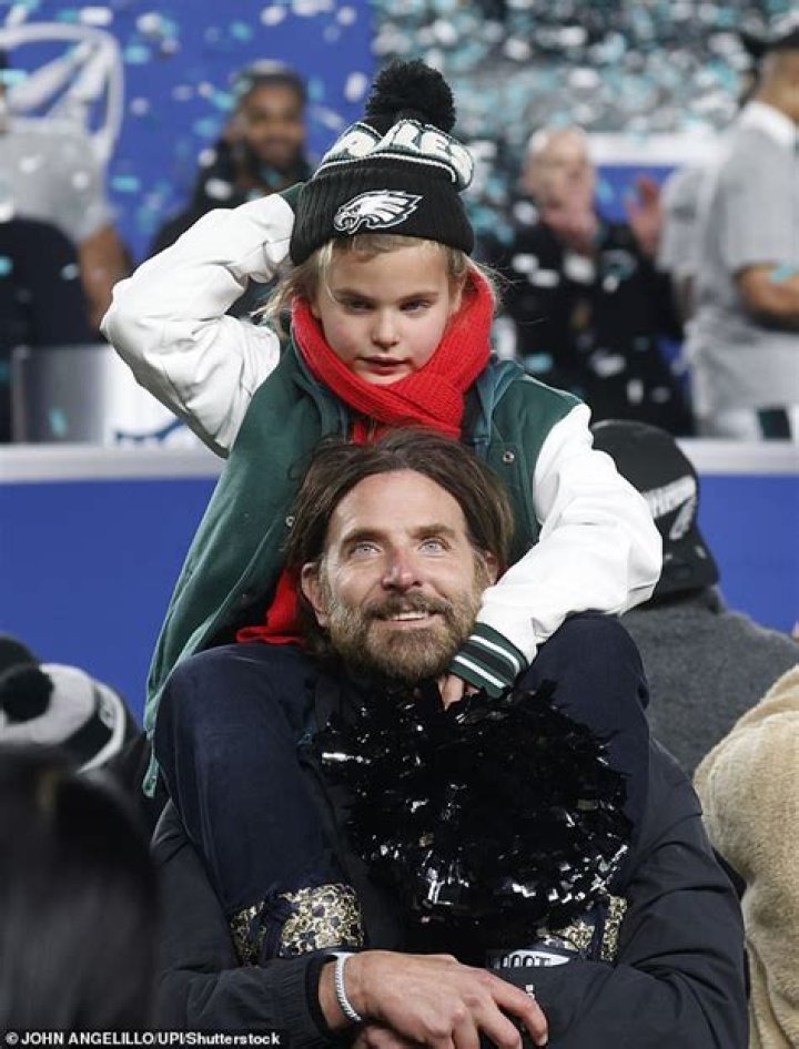 Bradley Cooper Proves He’s A Total DILF In 1st Outing After Baby Lea’s Birth — See Pics
