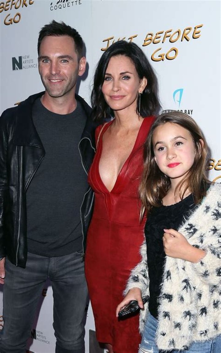 Courteney Cox’s Daughter Coco, 17, Begs Mom To ‘Stop Filming’ As She Heads To 1st Day Of 12th Grade