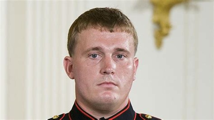 Dakota Meyer Celebrity Bio – Hollywood Life