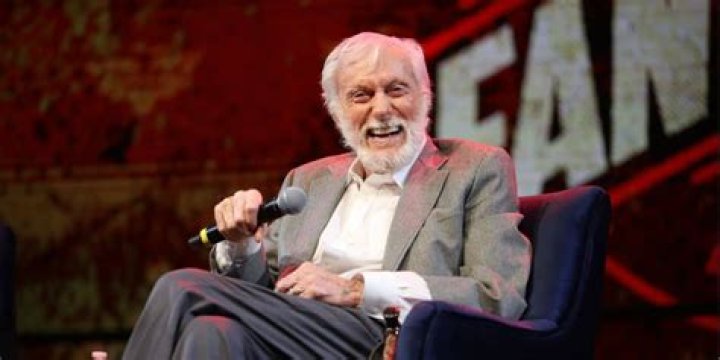 Dick Van Dyke, 94, Makes Rare Appearance To Endorse Bernie Sanders & Twitter Goes Wild