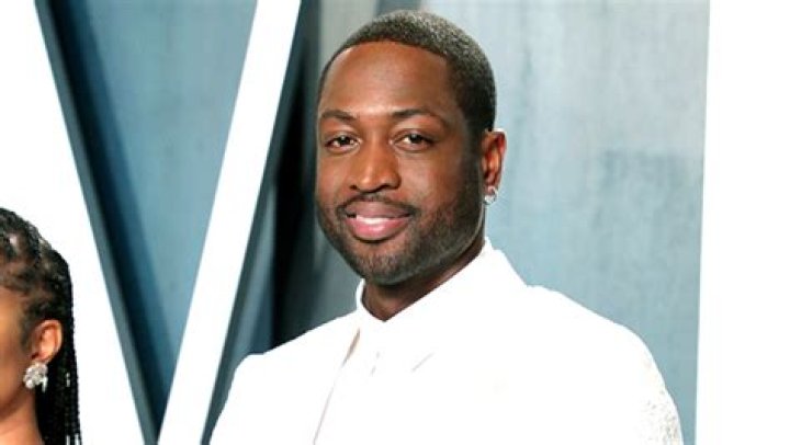 Dwyane Wade’s Pink Hair Makeover Shocks Fans: Pic – Hollywood Life