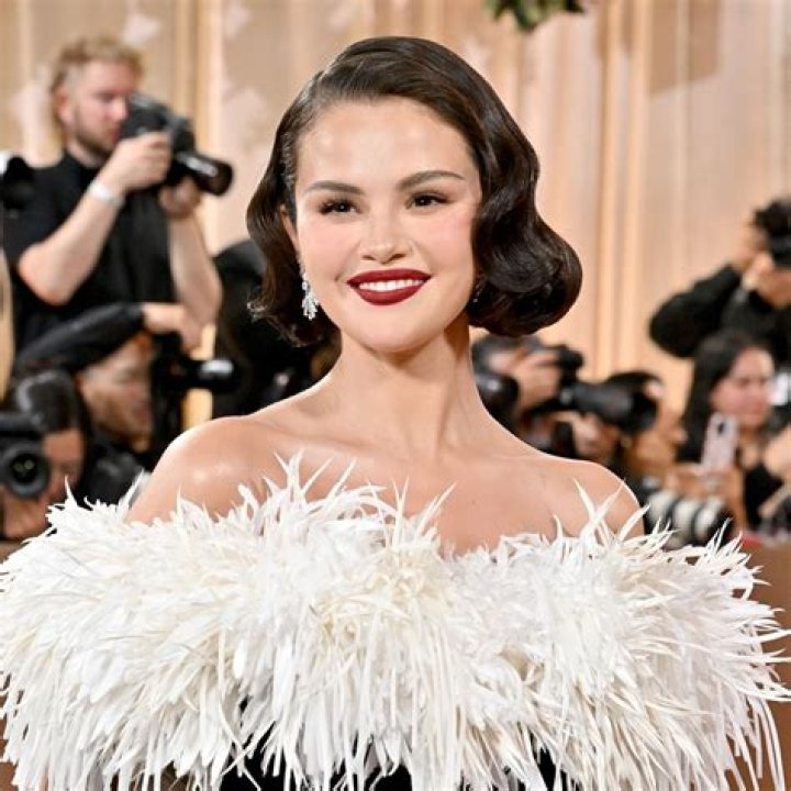 ‘It Ain’t Me’ Music Video — Watch Kygo & Selena Gomez’s Masterpiece – Hollywood Life