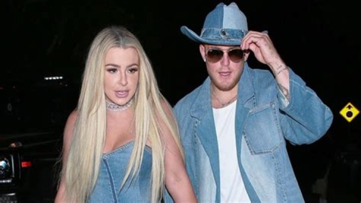 Jake Paul & Tana Mongeau’s Justin & Britney Halloween Costume 2019 – Hollywood Life