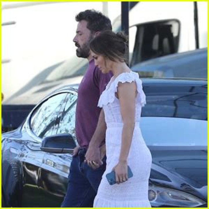 Jennifer Lopez & Ben Affleck Hold Hands On The Set Of His New Nike Project