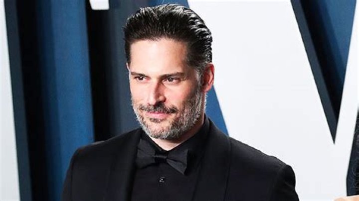 Joe Manganiello Looks Wild With New Blue Mohawk Hair Makeover: Before & After Pics