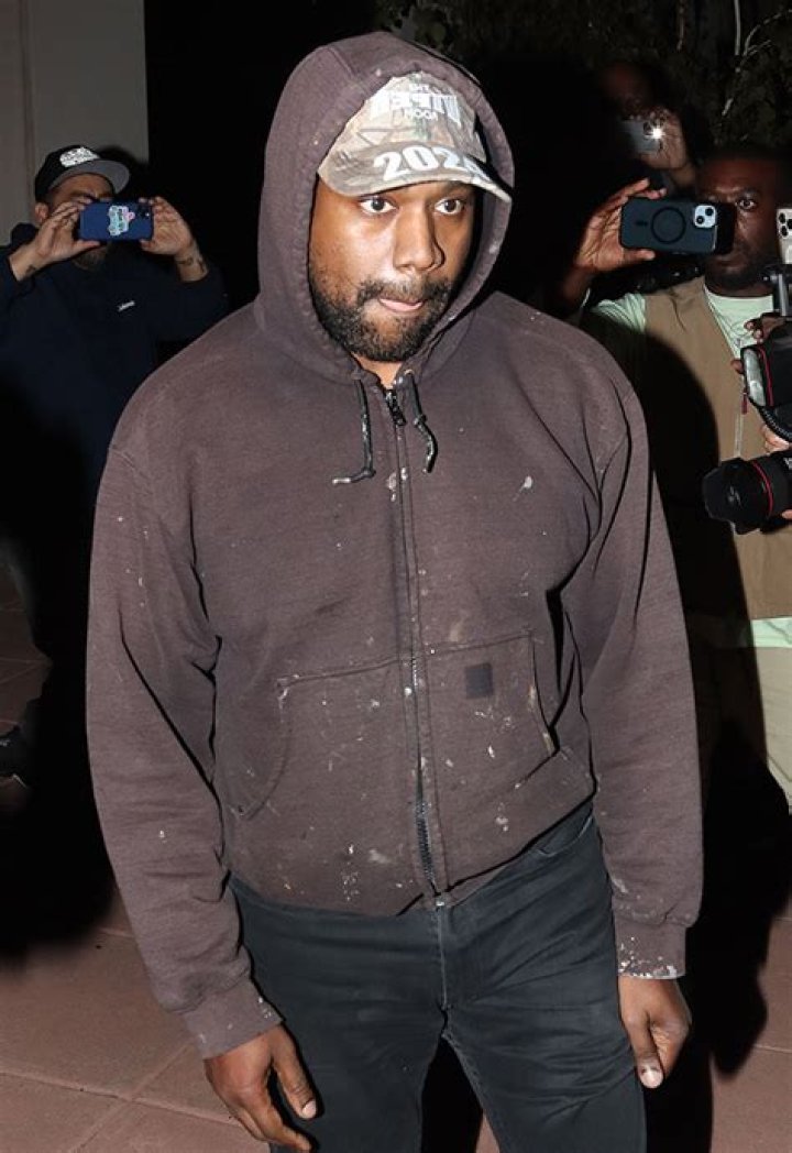 Kanye West Told Elon Musk He Shows ‘Signs of Autism’ After Accident – Hollywood Life