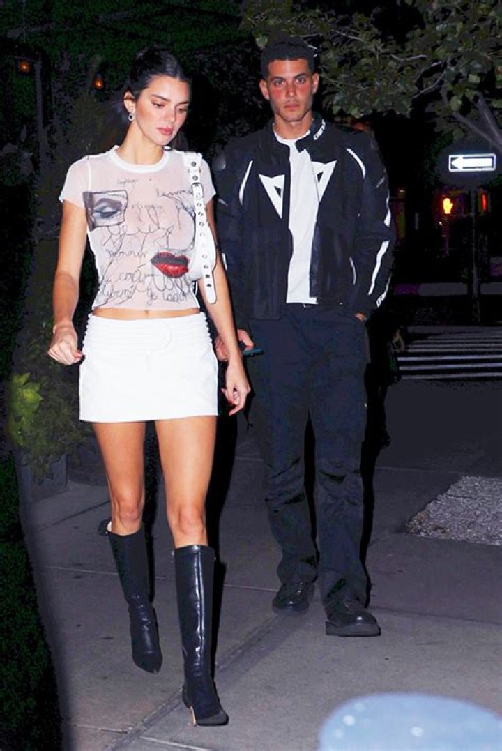 Kendall Jenner Shakes Up A Cocktail In A Crop Top & Mini Skirt At Miami Party — Watch