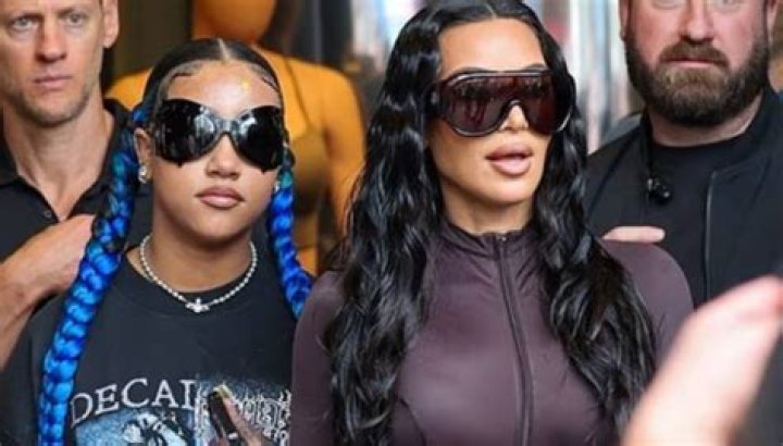 Kim Kardashian Reveals Who Is In Her Private Family Group Text After LA Earthquake: Photo