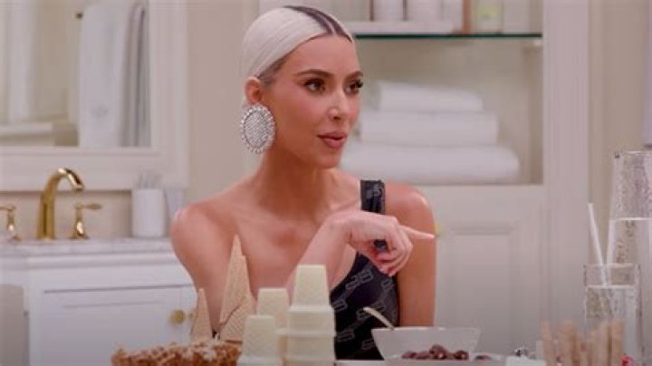 Kim Kardashian Says She Has A Celebrity Crush & Loves ‘Makeup Sex’ – Hollywood Life