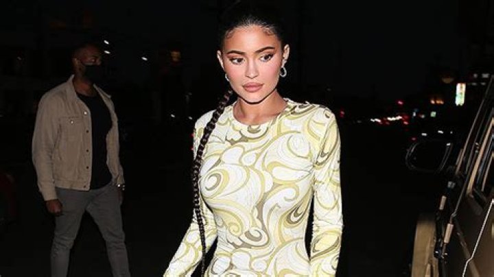 ‘KUWTK’ Throwback – Hollywood Life