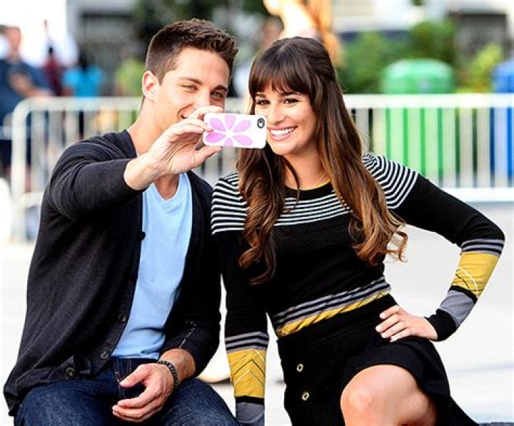 Lea Michele’s Onscreen ‘Glee’ Boyfriend Defends Her As ‘Awesome’ – Hollywood Life