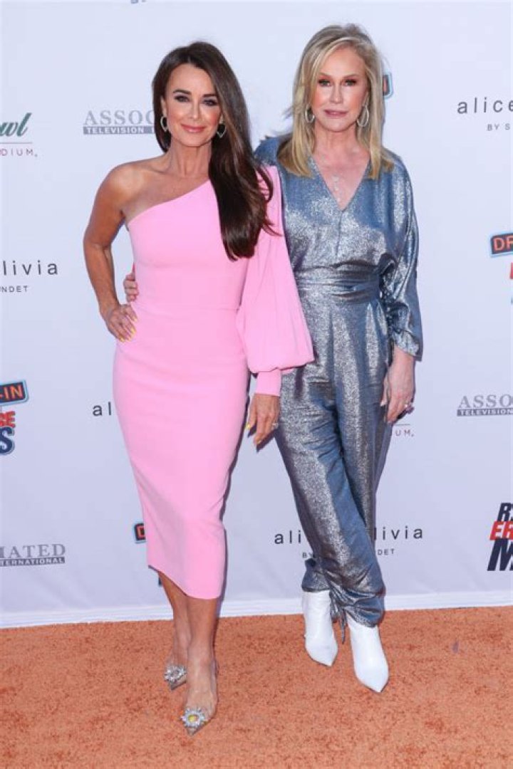 Lisa Claims Kathy Hilton Wants To Destroy Kyle Richards – Hollywood Life