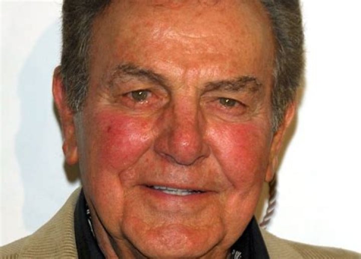 ‘Mannix’ Star Dies At 91 — So Sad – Hollywood Life