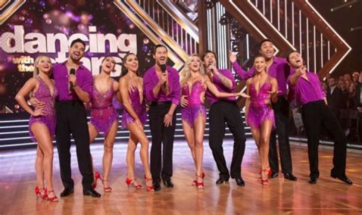 Meet The New Dancers – Hollywood Life