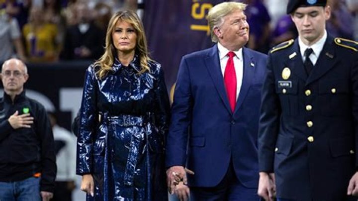 Melania Trump Pulls Her Hand Forcefully Out Of Donald’s Hand At College Football Championship Game