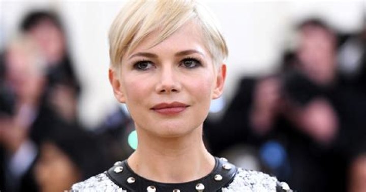Michelle Williams (Singer) – Hollywood Life