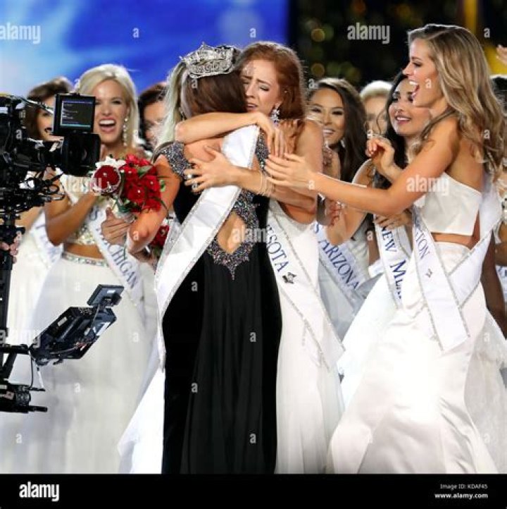 Miss America Cara Mund Stands Up Against Trump: ‘There’s Evidence Climate Change Exists’