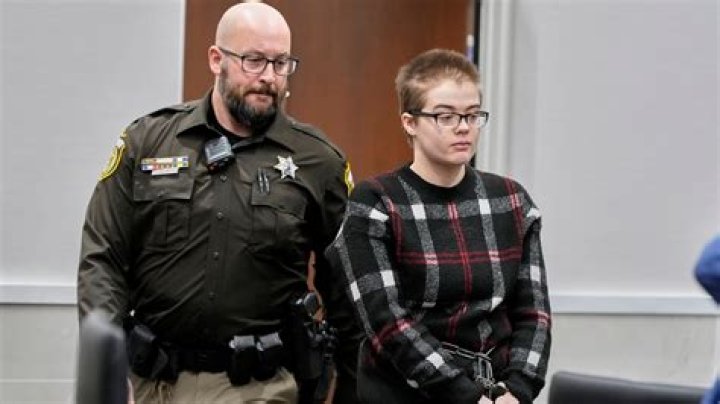 Morgan Geyser: Was Obsession With Slender Man Encouraged By Her Dad?
