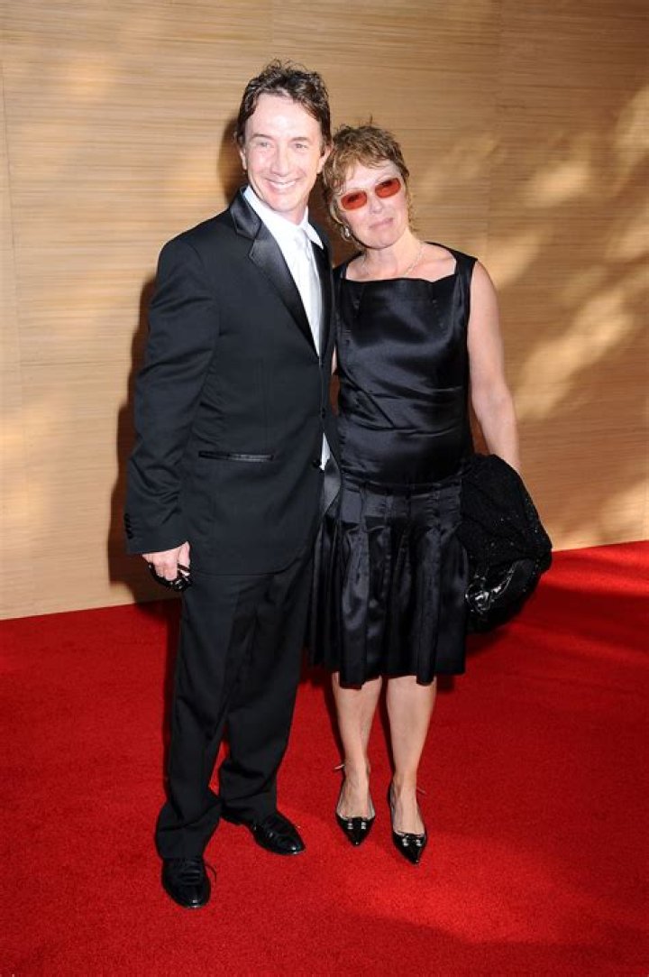 Photos Of Comic & His Late Wife – Hollywood Life