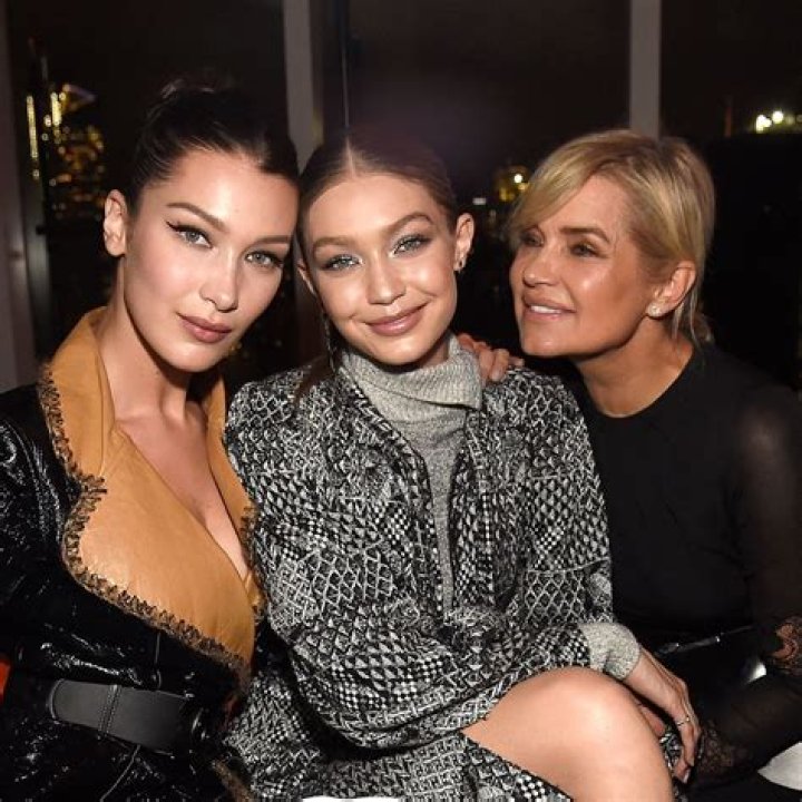 Photos Of Jennifer Lopez, Gigi Hadid & More – Hollywood Life