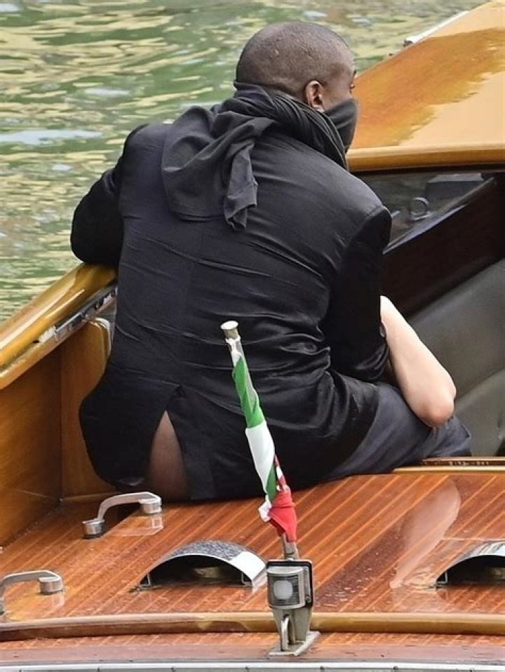 [PICS] Cristiano Ronaldo Showers Hairless Body On Boat In Spain — See Sexy Pics – Hollywood Life