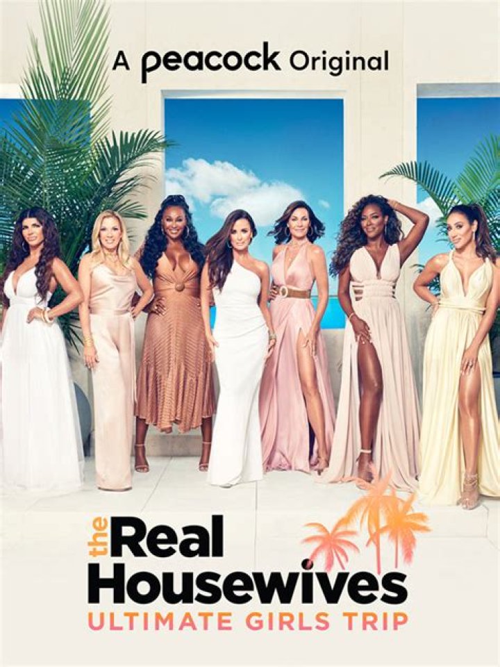 ‘RHUGT’ Cast Talks Naked Luann de Lesseps, Teresa Giudice In Prison – Hollywood Life
