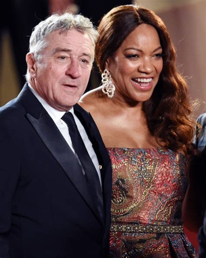 Robert DeNiro & GF Tiffany Chen In 1st Public Appearance After Birth – Hollywood Life