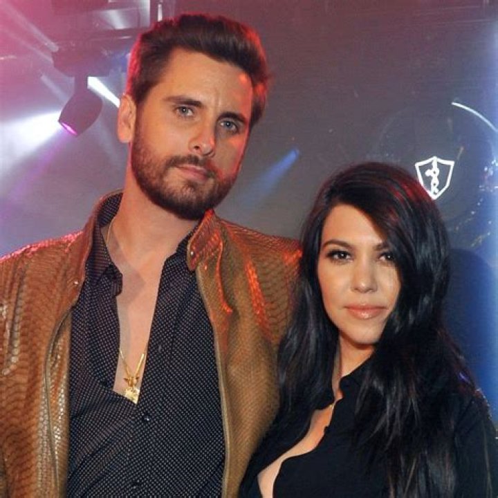 Scott Disick Tells Kourtney Kardashian He ‘Loves’ Her & Brings Up Marriage In ‘KUWTK’ Preview
