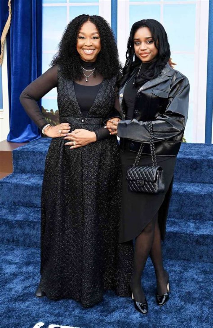 Shonda Rhimes Admits She Was ‘Shocked’ By Reaction To Regé-Jean Page’s Exit: ‘One Season’ Was ‘The Plan’