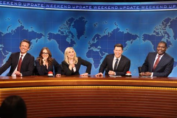 ‘SNL’: Michael Che Drops 1 Of His 4 Contractual N-Words For Epic Trump Diss On Weekend Update