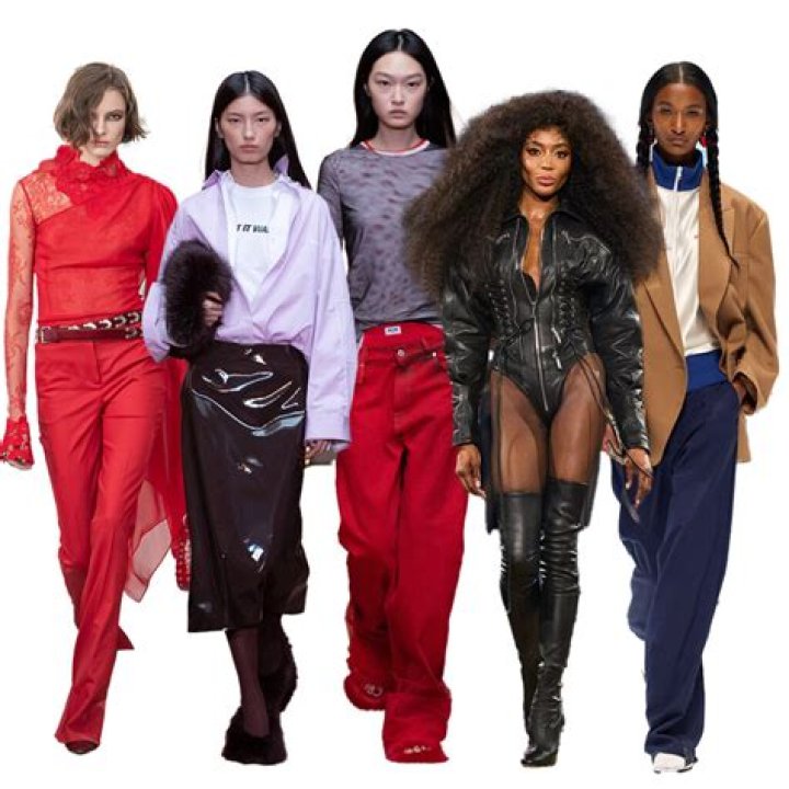 Supermodels On The Fall 2020 Runway – Fashion Week