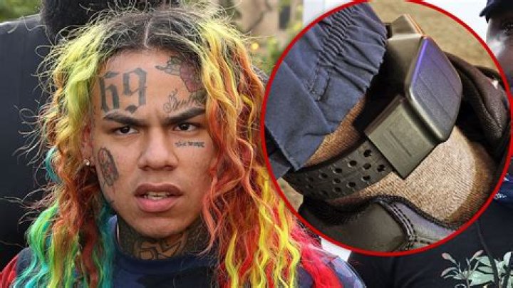 Tekashi 6ix9ine Pulled In Red Wagon By Security: Video – Hollywood Life