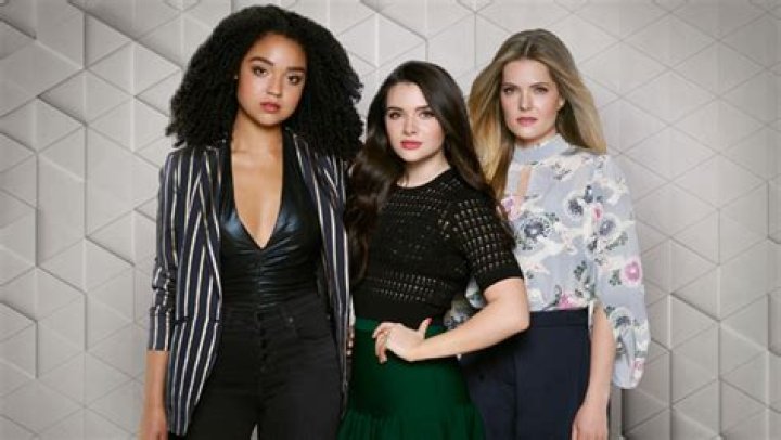 ‘The Bold Type’ Spoilers On Jane’s Decision, Sutton’s Wedding & More – Hollywood Life