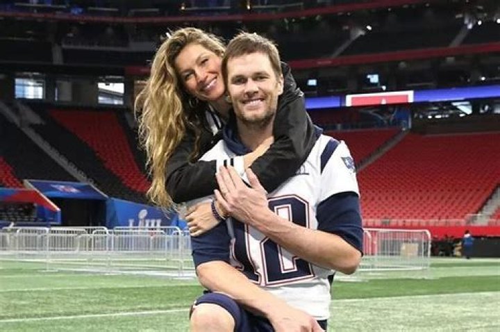 Tom Brady Reveals Whether He Actually Plans To Retire Mid-Season Amidst Apparent Gisele Bündchen Drama