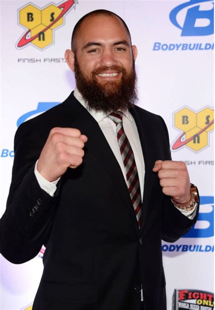 Travis Browne Celebrity Profile – Hollywood Life