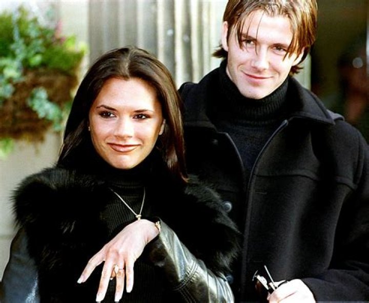 Victoria & David Beckham’s Relationship Timeline – Hollywood Life