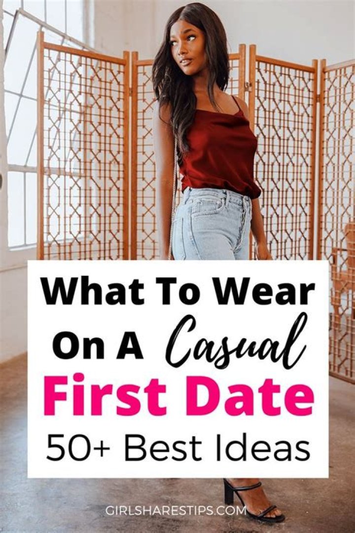 What Makeup To Wear On A First Date — Expert Dating Tips