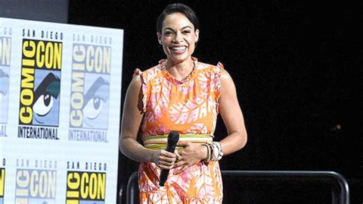 Who Is Nnamdi Okafor? 5 Things On Rosario Dawson’s Apparent New BF – Hollywood Life